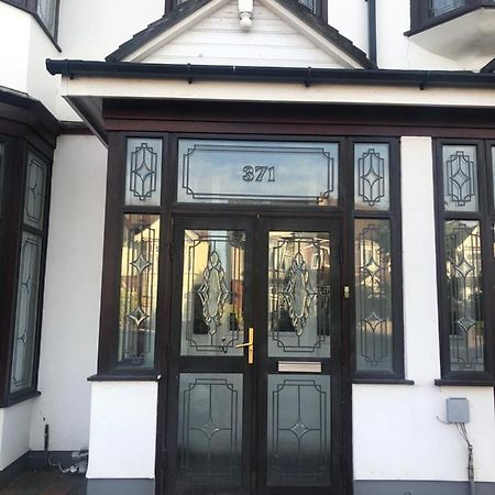 371 Guest House Ig1 4Uq イルフォード エクステリア 写真